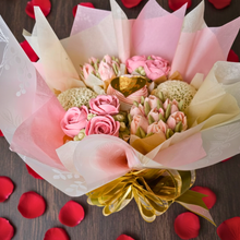 Load image into Gallery viewer, Valentines Day Cupcake Bouquet