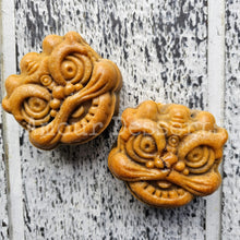 Load image into Gallery viewer, Prosperity Dragon Bakkwa Mooncake