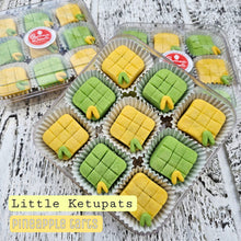 Load image into Gallery viewer, Little Ketupats (Pineapple Tarts)