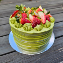 Load image into Gallery viewer, Matcha Strawberry Cream Cake