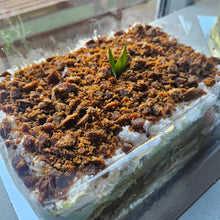 Load image into Gallery viewer, Celebration Tea Cake (Party Size; 24pcs)