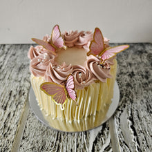 Load image into Gallery viewer, Pink Simple Swirl Cake