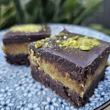 Load image into Gallery viewer, Pistachio Kunafa Brownies