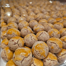 Load image into Gallery viewer, Traditional Peanut Cookies (27pcs)