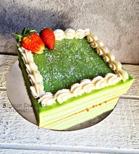 Load image into Gallery viewer, Pandan Layer Birthday Cake