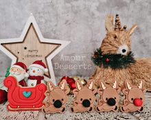 Load image into Gallery viewer, Reindeer & Sleigh Fondant Cookies (Small-sized; 5pcs)