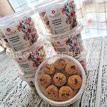 Load image into Gallery viewer, Nyonya Sambal Cookies (27 pcs)