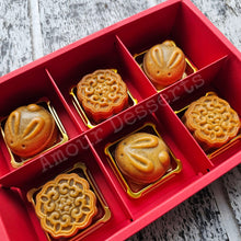 Load image into Gallery viewer, Corporate Mooncake Gift Box Melbourne Delivery
