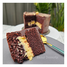 Load image into Gallery viewer, Chocolate Durian Royalty Cake
