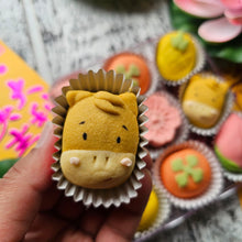 Load image into Gallery viewer, CNY Novelty Pineapple Tarts (2026)
