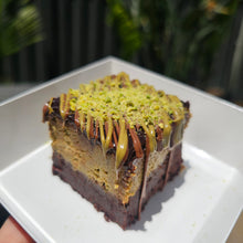 Load image into Gallery viewer, Pistachio Kunafa Brownies
