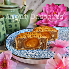 Load image into Gallery viewer, Royal Golden Pineapple Lotus Traditional Mooncake
